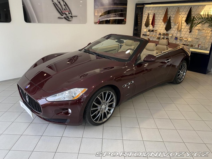 Maserati GranCabrio V8 323kw 2011
