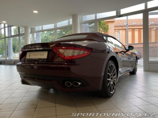 Maserati GranCabrio V8 323kw 2011