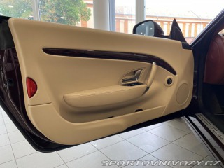 Maserati GranCabrio V8 323kw 2011