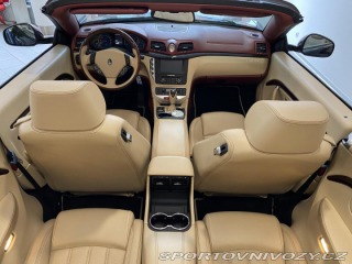 Maserati GranCabrio V8 323kw 2011