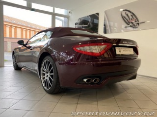 Maserati GranCabrio V8 323kw 2011