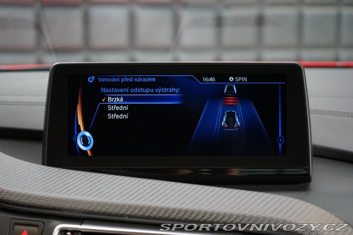 BMW i8 H/K ProtonicRed Laser HUD 2016