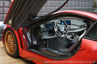 BMW i8 H/K ProtonicRed Laser HUD 2016