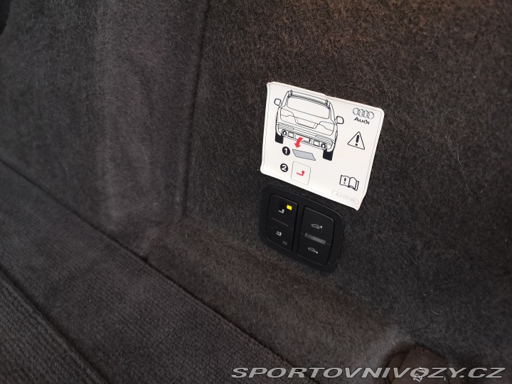 Audi Ostatní modely Q7 w12 tdi 2010