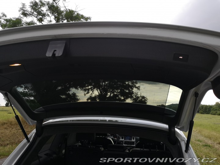 Audi Ostatní modely Q7 w12 tdi 2010