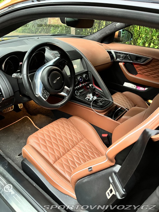 Jaguar F-Type SVR 2019