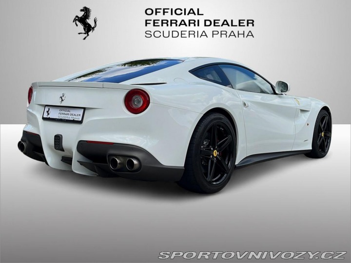 Ferrari F12berlinetta 2013