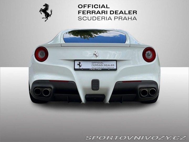 Ferrari F12berlinetta 2013