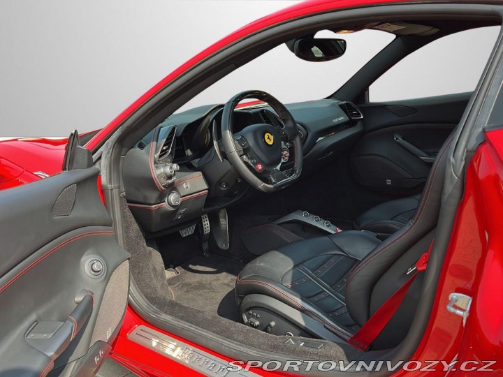 Ferrari 488 GTB 2016
