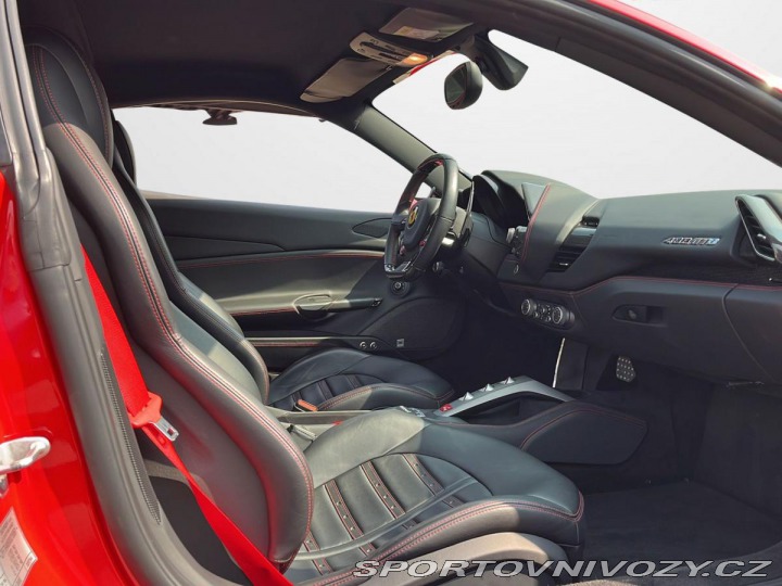 Ferrari 488 GTB 2016