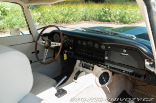 Jaguar E-Type SERIE 2+2 FHC 1970