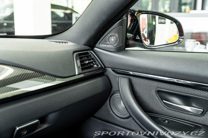 BMW M4 2016