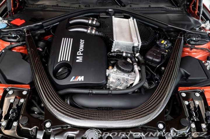 BMW M4 2016