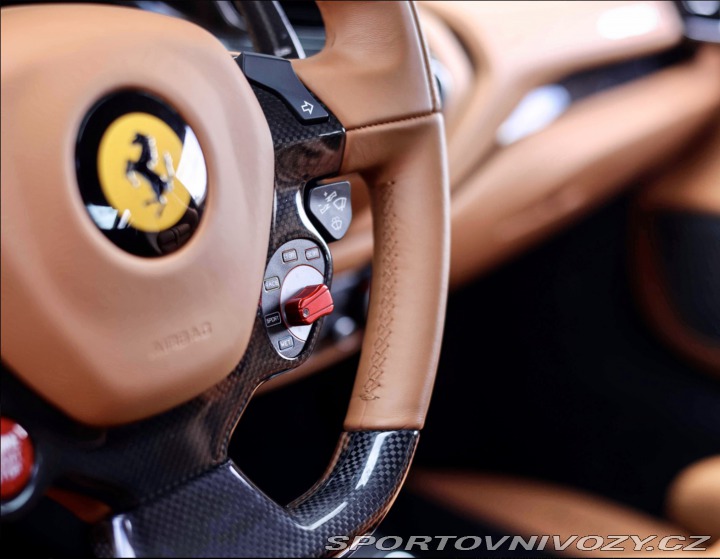 Ferrari 488 GTB, DCT, VERDE BRITISH 2018