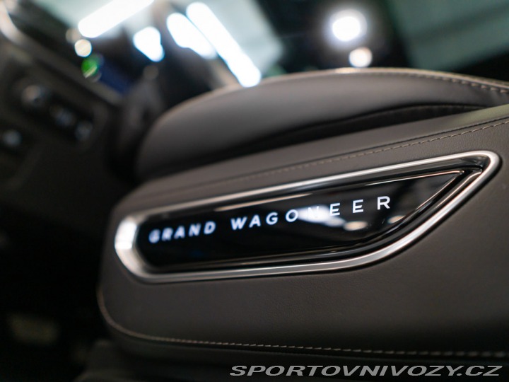 Ostatní značky Ostatní modely Jeep Grand Wagoneer 6.4 Obsidian 5 LET ZÁRUKA 2024