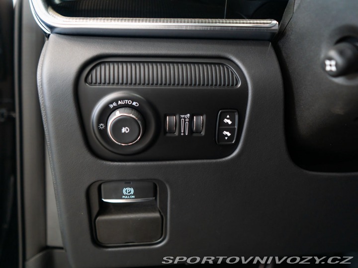 Ostatní značky Ostatní modely Jeep Grand Wagoneer 6.4 Obsidian 5 LET ZÁRUKA 2024