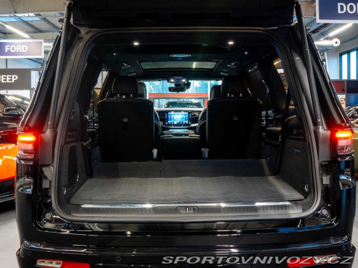 Ostatní značky Ostatní modely Jeep Grand Wagoneer 6.4 Obsidian 5 LET ZÁRUKA 2024