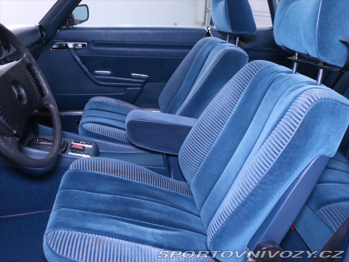 Mercedes-Benz SLC 4,5 450 165 kW W107 1975