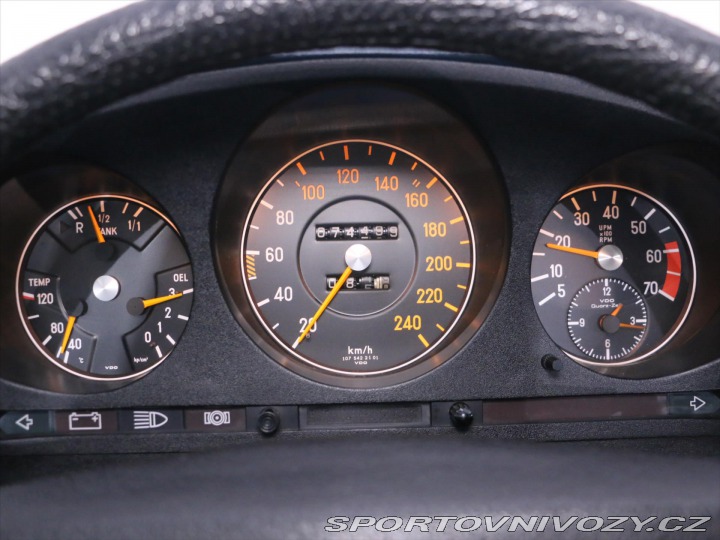 Mercedes-Benz SLC 4,5 450 165 kW W107 1975