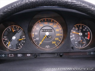 Mercedes-Benz SLC 4,5 450 165 kW W107 1975