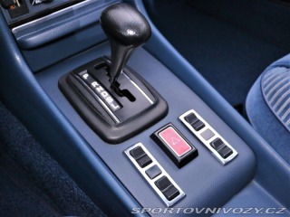 Mercedes-Benz SLC 4,5 450 165 kW W107 1975