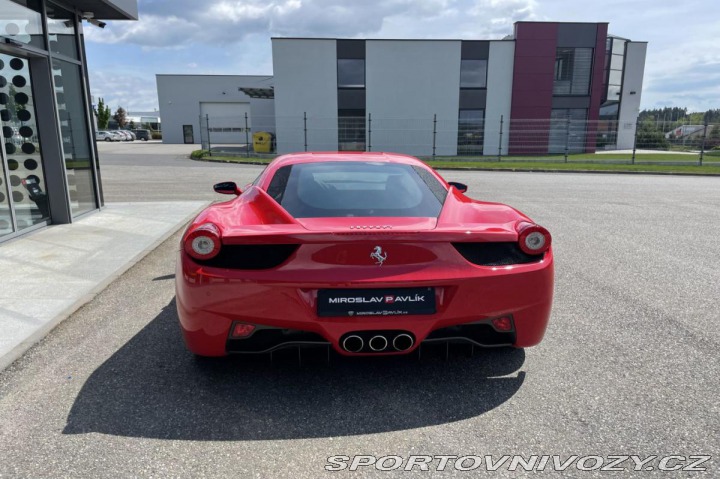 Ferrari 458 ITALIA 2011