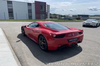 Ferrari 458 ITALIA 2011