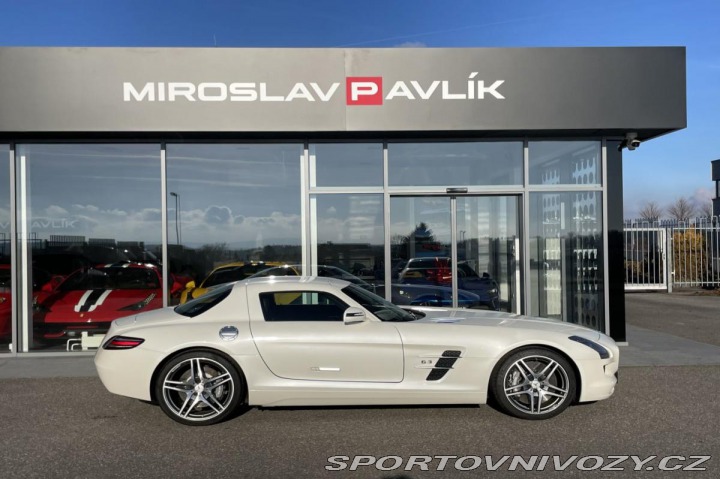 Mercedes-Benz SLS AMG B&O 2016