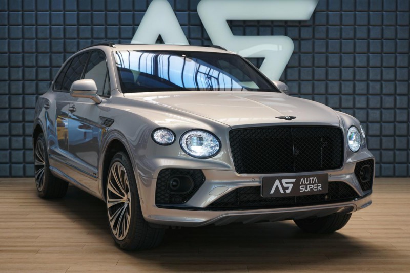 Bentley Bentayga V8 First-Edit. Naim Black