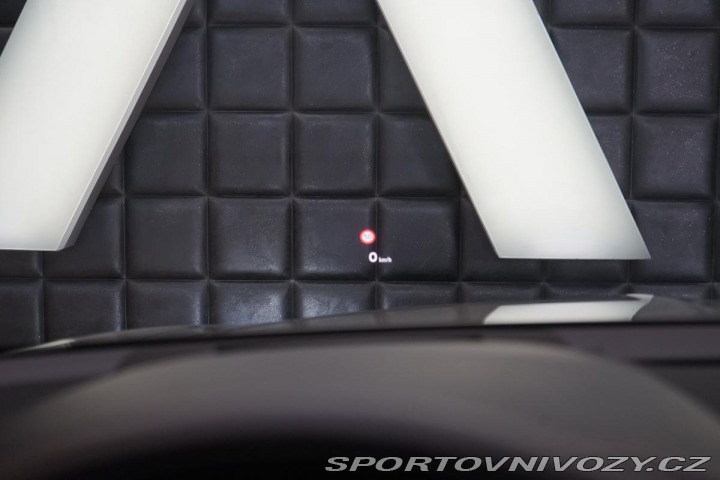 Bentley Bentayga V8 First-Edit. Naim Black 2020