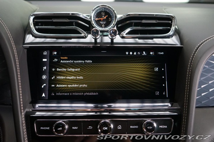 Bentley Bentayga V8 First-Edit. Naim Black 2020