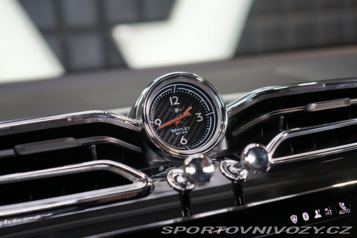 Bentley Bentayga V8 First-Edit. Naim Black 2020