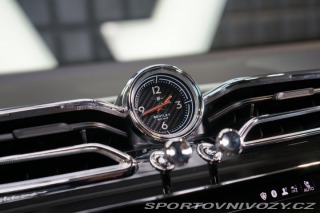 Bentley Bentayga V8 First-Edit. Naim Black 2020