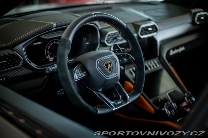 Lamborghini Urus Graphite Capsule 2022