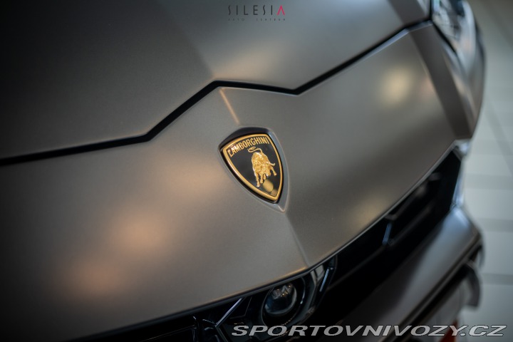 Lamborghini Urus Graphite Capsule 2022