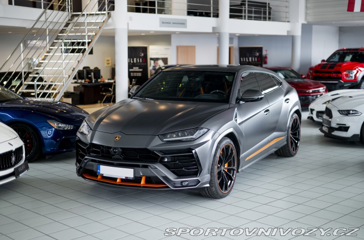 Lamborghini Urus Graphite Capsule 2022