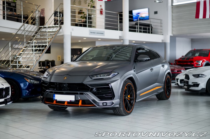 Lamborghini Urus Graphite Capsule 2022