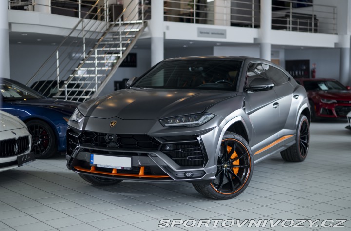 Lamborghini Urus Graphite Capsule 2022
