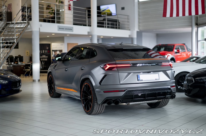 Lamborghini Urus Graphite Capsule 2022
