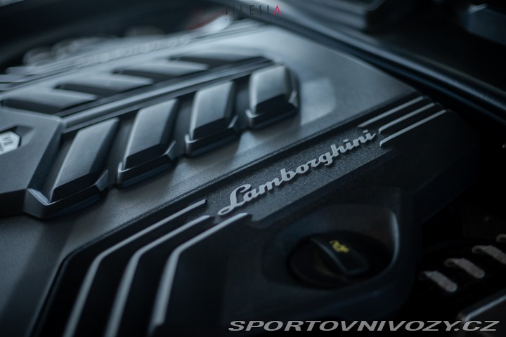 Lamborghini Urus Graphite Capsule 2022