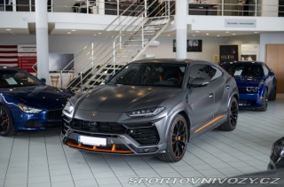 Lamborghini Urus Graphite Capsule 2022