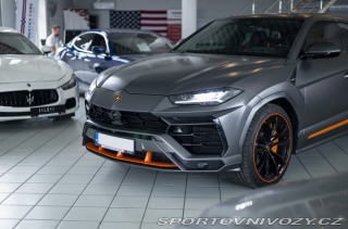 Lamborghini Urus Graphite Capsule 2022