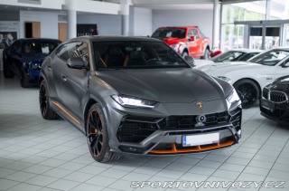 Lamborghini Urus Graphite Capsule 2022