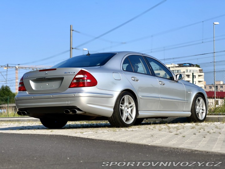 Mercedes-Benz E E55 AMG V8 Kompressor 2003