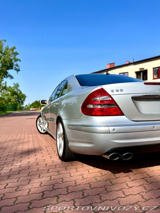 Mercedes-Benz E E55 AMG V8 Kompressor 2003