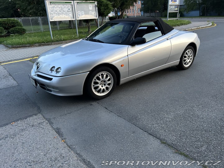 Alfa Romeo Spider  2001