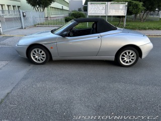 Alfa Romeo Spider  2001
