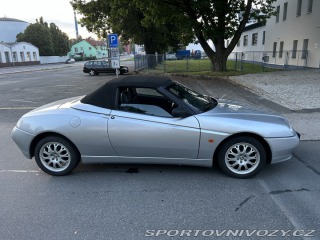 Alfa Romeo Spider  2001