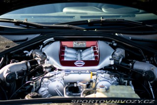 Nissan GT-R R35 - Unikát - Akrapovič 2011