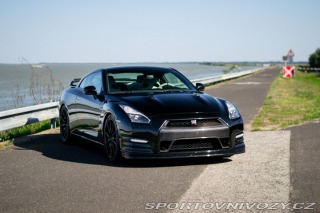 Nissan GT-R R35 - Unikát - Akrapovič 2011